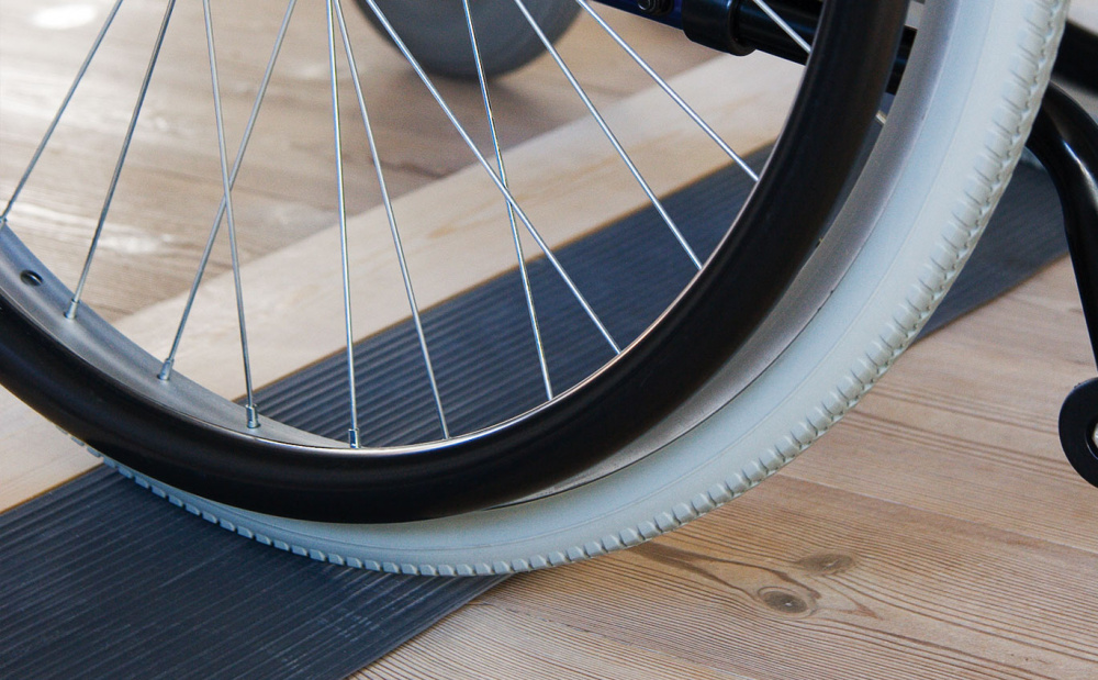 Kynnysramppi kumista kuva 2